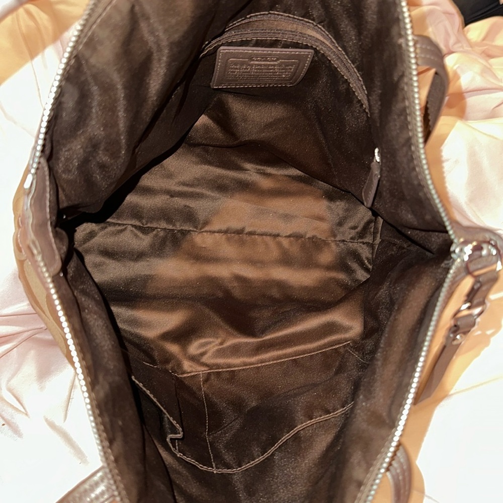 Coach tote - Picture 6 of 10